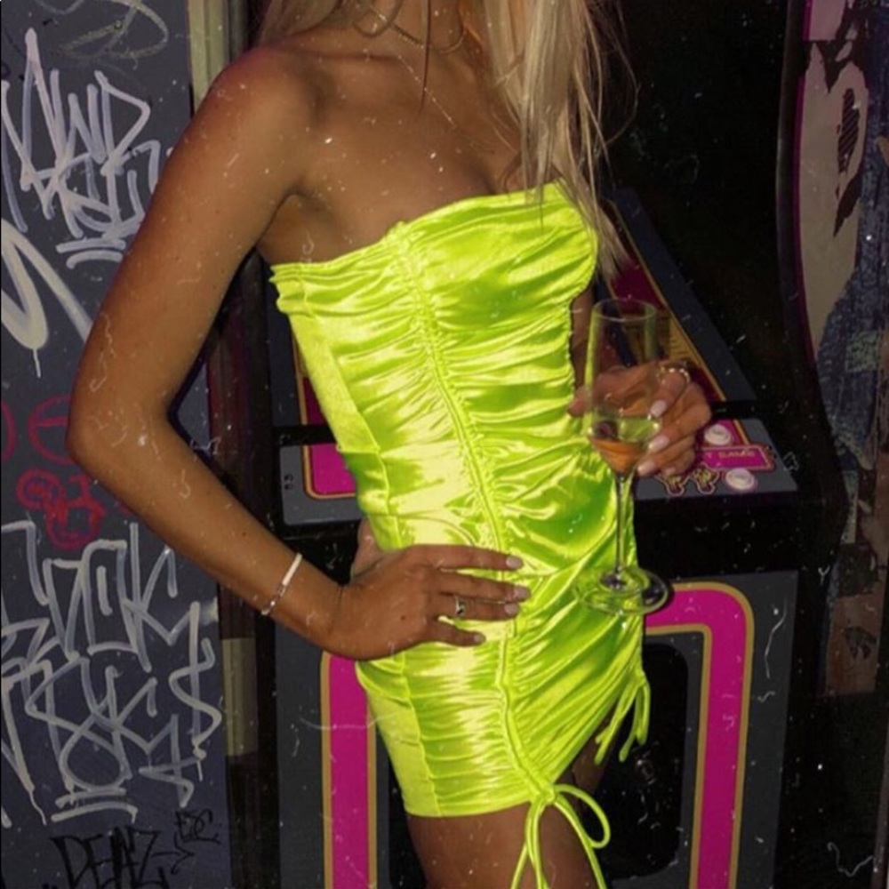 Boohoo neon cinched tie dress